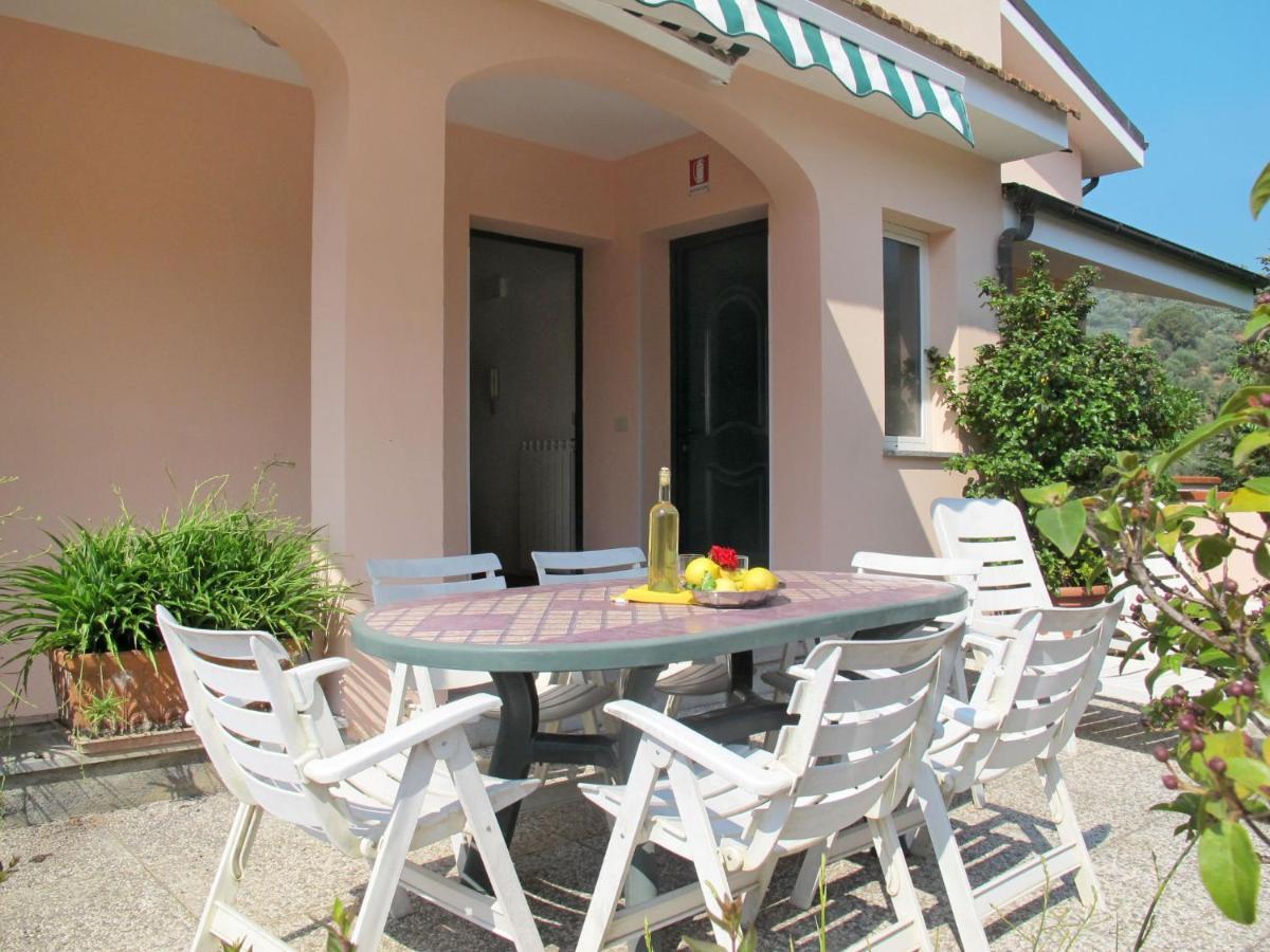 Apartment La Colombera - Dia142 By Interhome Diano Castello Zewnętrze zdjęcie